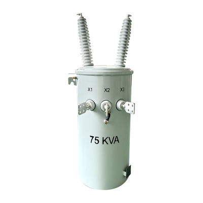 75 KVA huile de transformateur à pôle unique montée 34500V à 120V