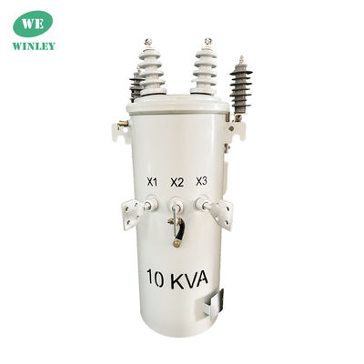 10 Kva ANSI / IEEE Transformateur de distribution à pôle montagé à un seul pôle standard 2 fils Puissance de 4160V à 120V