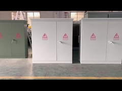 Transformateur immergé dans l'huile monté sur une plate-forme en trois phases